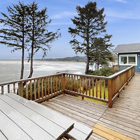 Spectacular Seaside Surf-View Home エクステリア 写真